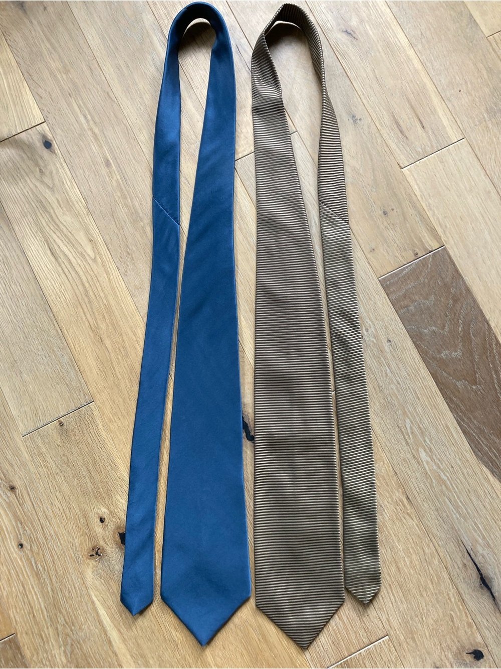2-Piece Vintage 100% Silk Tie Lot